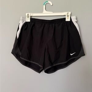 Nike Womens Black Athletic Running Shorts Dri Fit Active Spring Summer Sporty